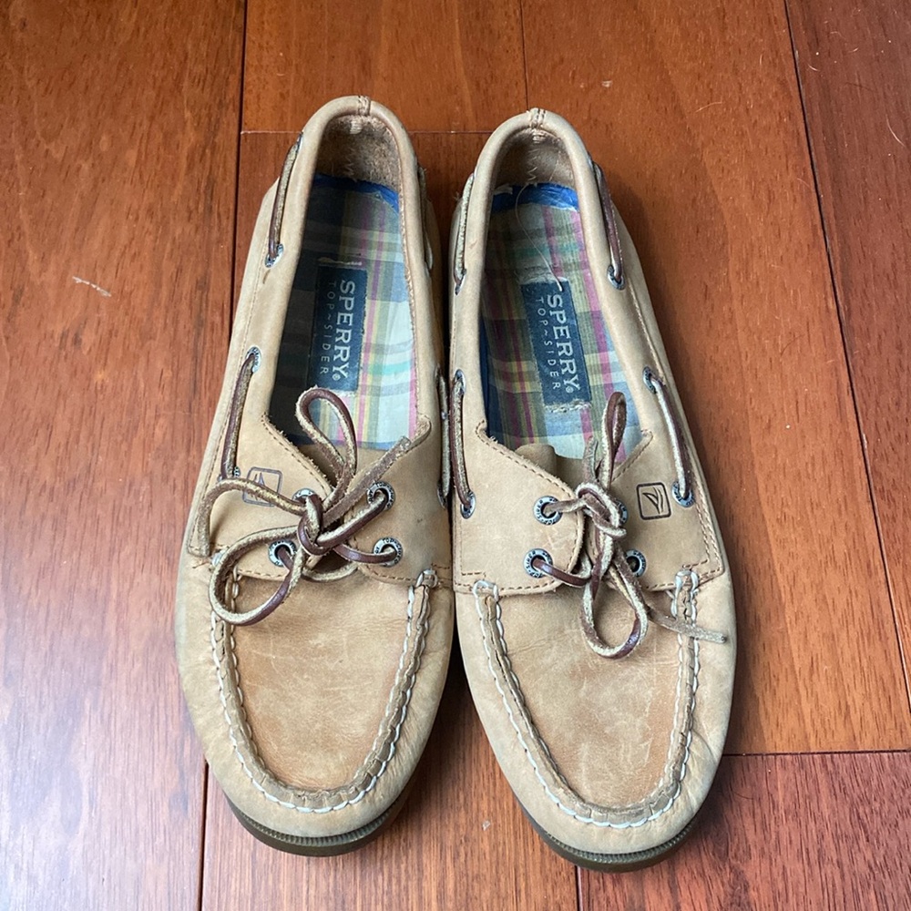 Light Brown Sperry Boat Shoes